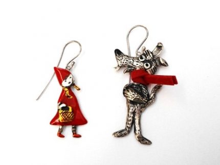 Red riding hood and the wolf, earings